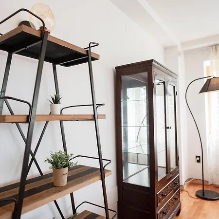 Lux House With Own Parking In וילה