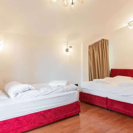 Lux House With Own Parking In Villa Skopje