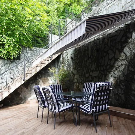 Lux House With Own Parking In Villa Skopje