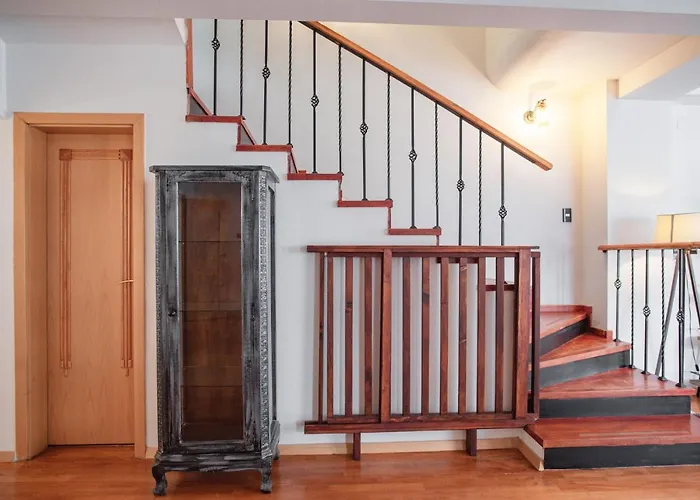 Lux House With Own Parking In *