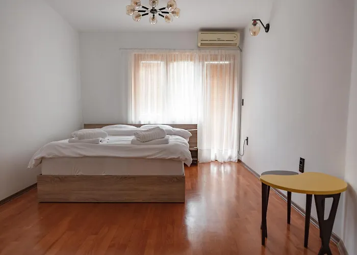 Villa Lux House With Own Parking In