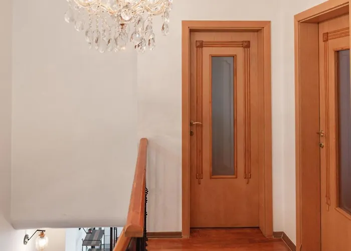 Villa Lux House With Own Parking In *